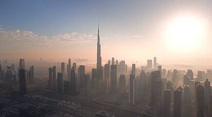 Amwaj Rotana Jumeirah & Palace Beach Fujairah mit Ausflüge: DXB City Tour und Ticket The Frame